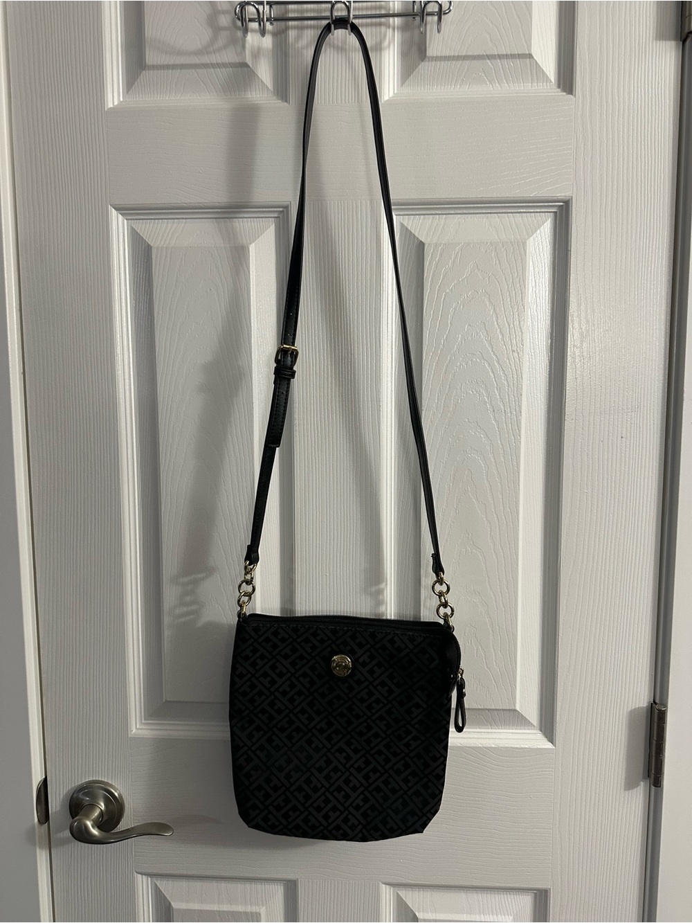 Tommy Hilfiger - Black Quilted Crossbody Shoulder Bag - Women's